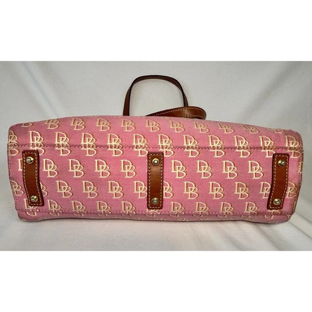 Dooney & Bourke this vintage